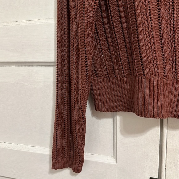 Old navy sweater - Picture 7 of 7